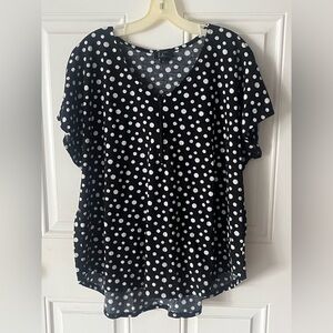 Black and White Polka Dot Women's Top - Zipper Front - 3X